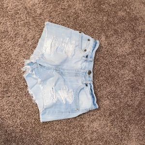 Aero Cheeky Short